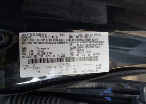 2017 Ford Focus S z USA, uszkodzony, nr VIN 1FADP3E24HL207841